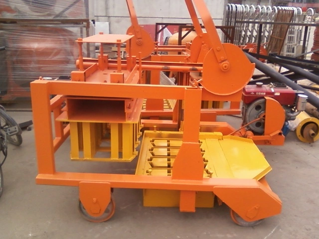 Diesel Engine Qm4-45 Cement Hollow Block Solid Brick Making Machine